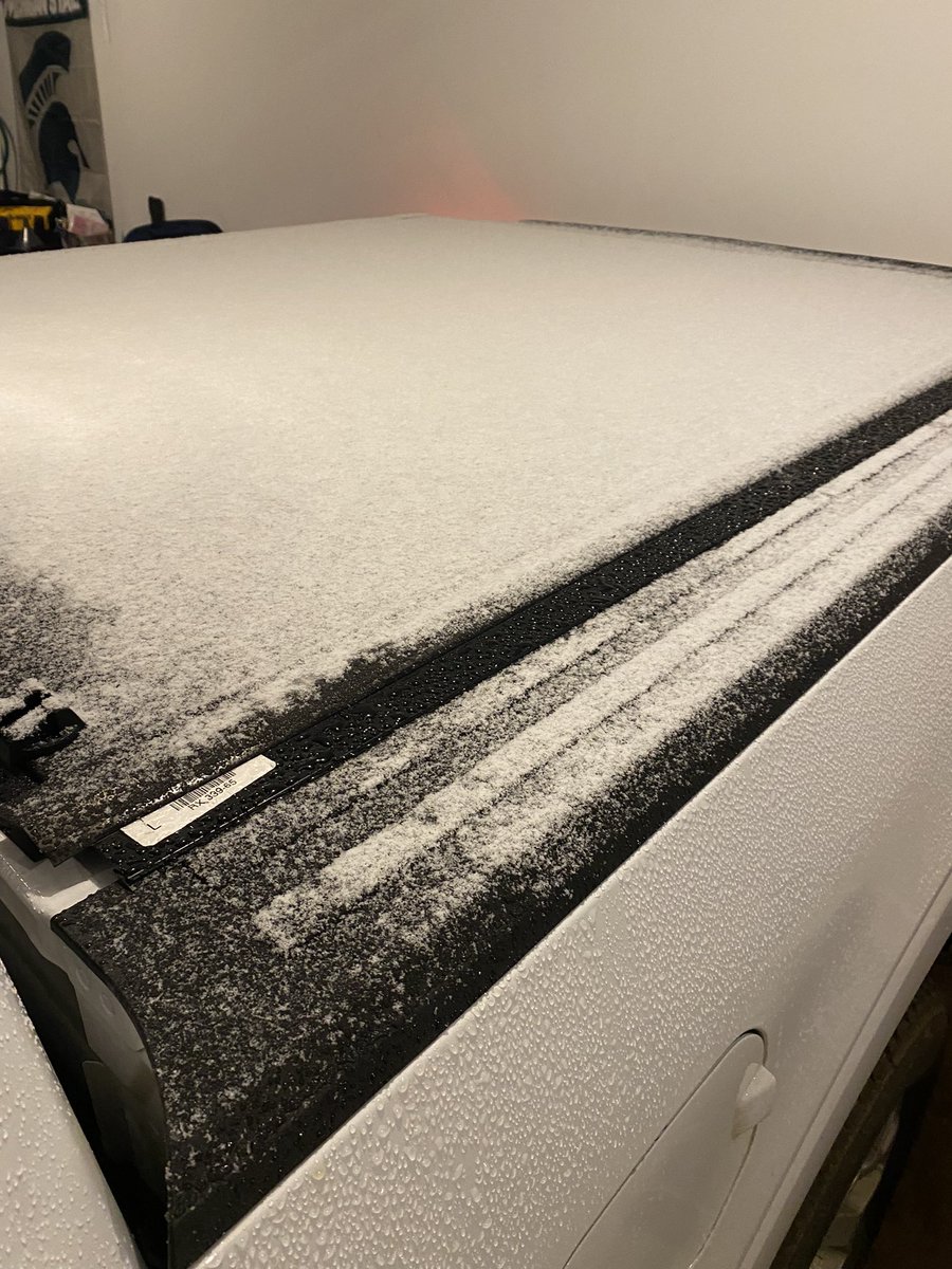 TurfSpartanLord's tweet image. For those who don’t live in the #MittenState we Trick or Treat in the snow. Trace here in Grand Ledge.