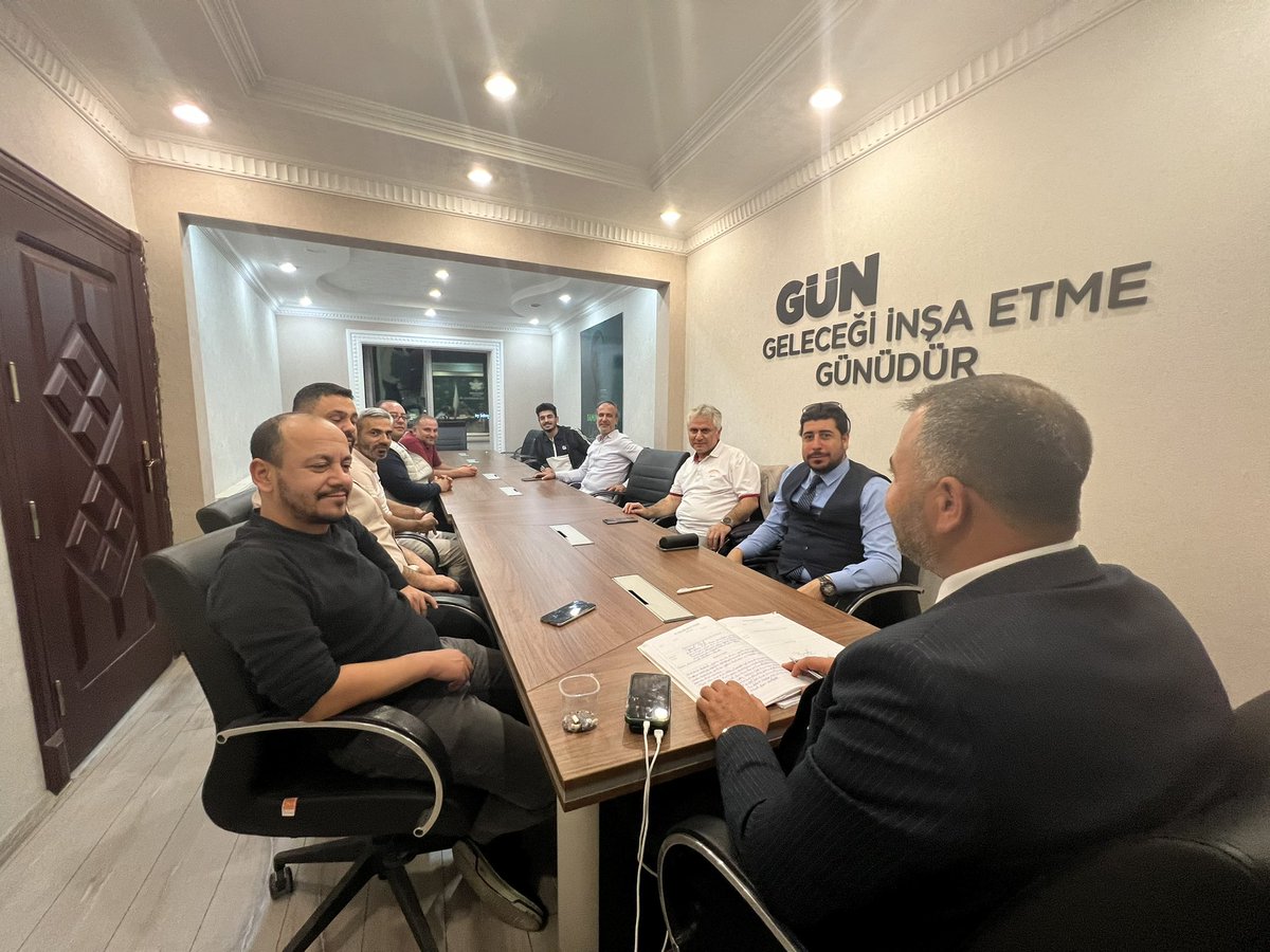 Haftalık olağan toplantımızı gerçekleştirdik. Yerel seçimler için fikir alışverişinde bulunduk.
<a href="/ben_mert/">Mehmet MERT</a> @HASANEKC1 <a href="/ahmetarslan42/">AHMET ARSLAN</a>