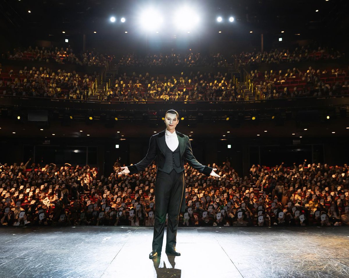 Phantom Of The Opera tweet media