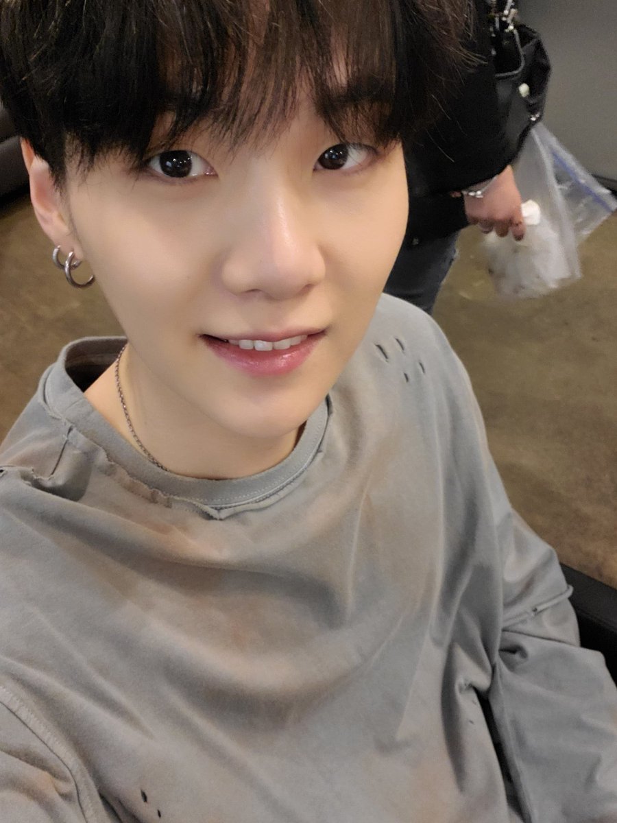 hourIysuga's tweet photo. https://t.co/XwgGhfNJ5C