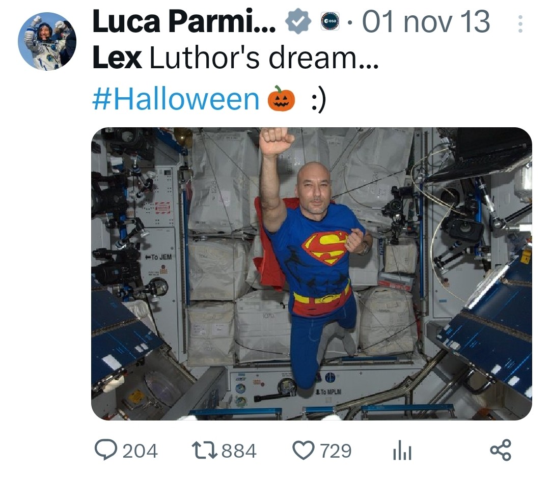 Esattamente 10 anni fa,
1 novembre 2013, @astro_luca #Parmitano, dalla Stazione Spaziale Internazionale ci regalava questa foto indimenticabile.

Chi non vorrebbe volare come #Superman?

“Lex Luthor's dream...” #Halloween :)

📷 Esa/Nasa

#IlMioEroeÈDifferente
#LucaParmitano