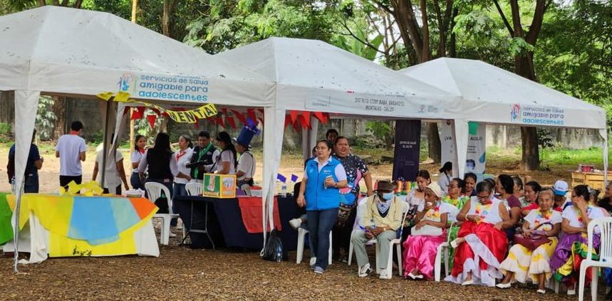 DPS_LosRios's tweet photo. #Babahoyo | El Programa del Adulto Mayor de @Salud_Ec activa promoción social y responde a las necesidades de personas vulnerables de este segmento poblacional. En esta oportunidad realizamos el Festival “Como si fuera un niño”, con enfoque lúdico, para celebrar su día clásico. https://t.co/k3NW7JqsrC