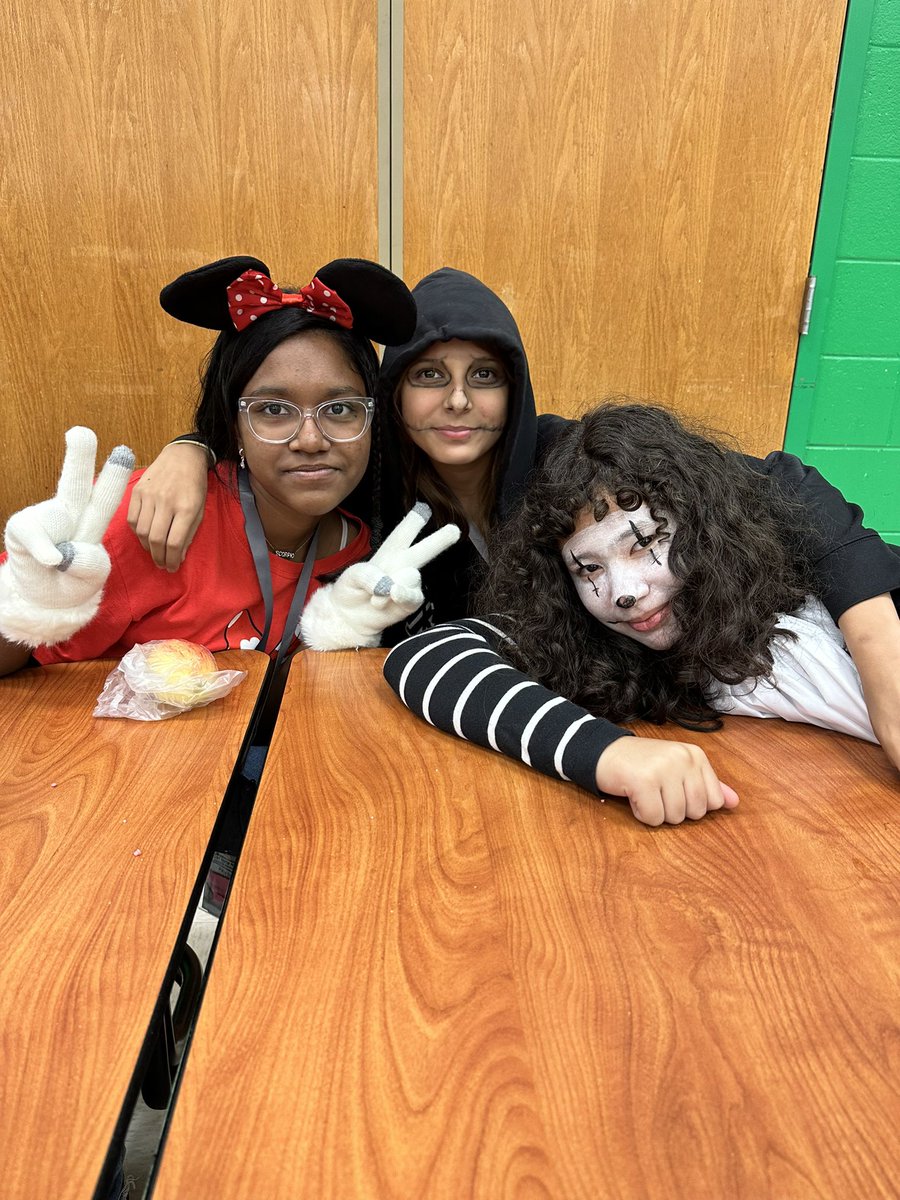 Red Ribbon Week inspires our kids to be happy, to be brave, to live drug free! Participation for our final day was huge! What better way to end the week than with costume day to scare away the drugs! #bekindtoyourmindlivedrugfree #informedfamilies #PiedmontStrong @PLMS_DrRay