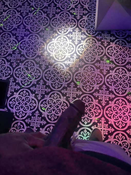 Dick out at the club DM for the video OR subscribe to my only fans  https://t.co/oXG6Sm6xaK https://t