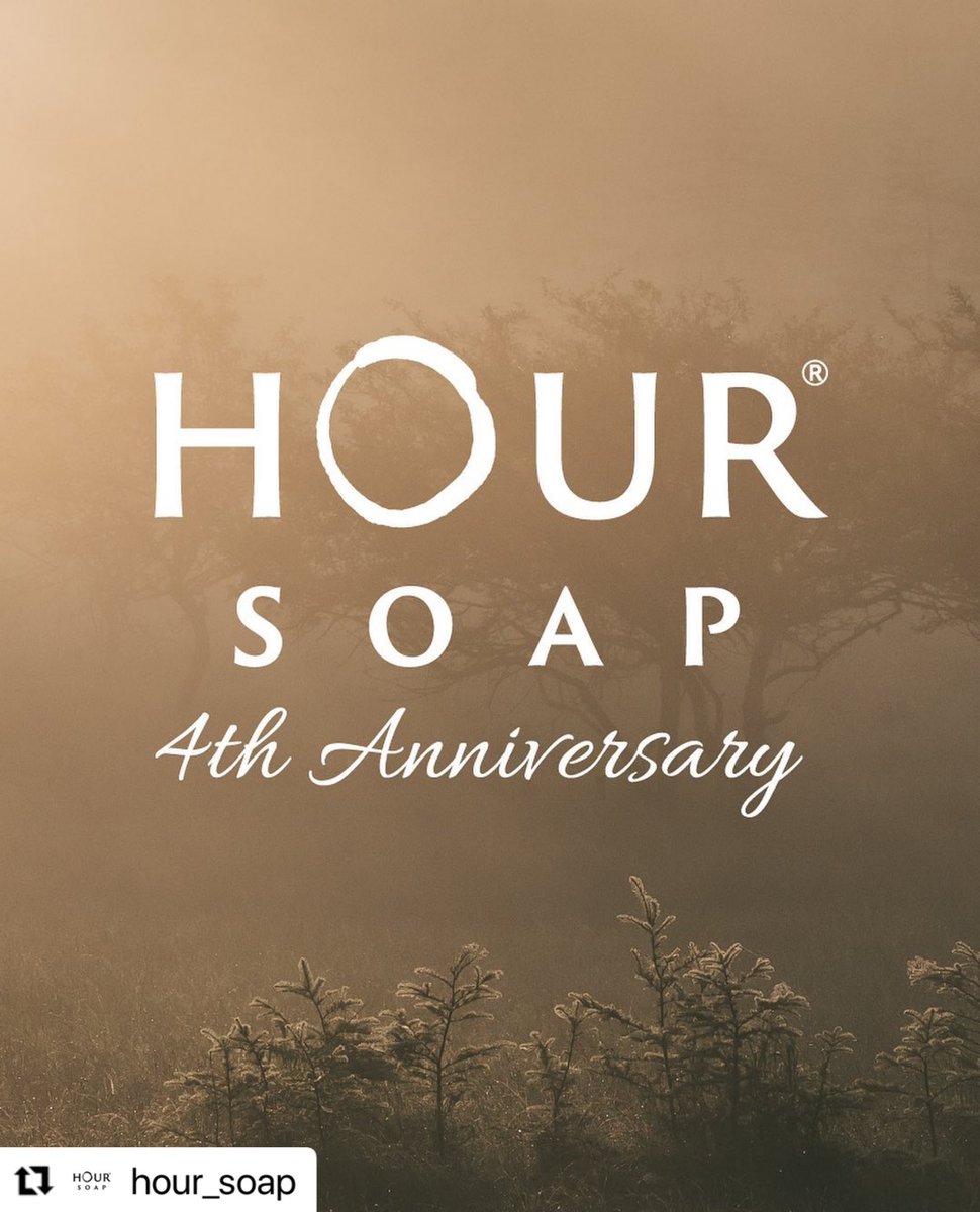 HOUR 4th anniversary 
2023.11

お蔭様をもちましてHOURソープは今月四周年を迎えました。
たくさんの方に関わっていただきラインナップも増えた2023年、今後ともたくさんの方にお使いいただける石けんを作り続けたいと考えております。