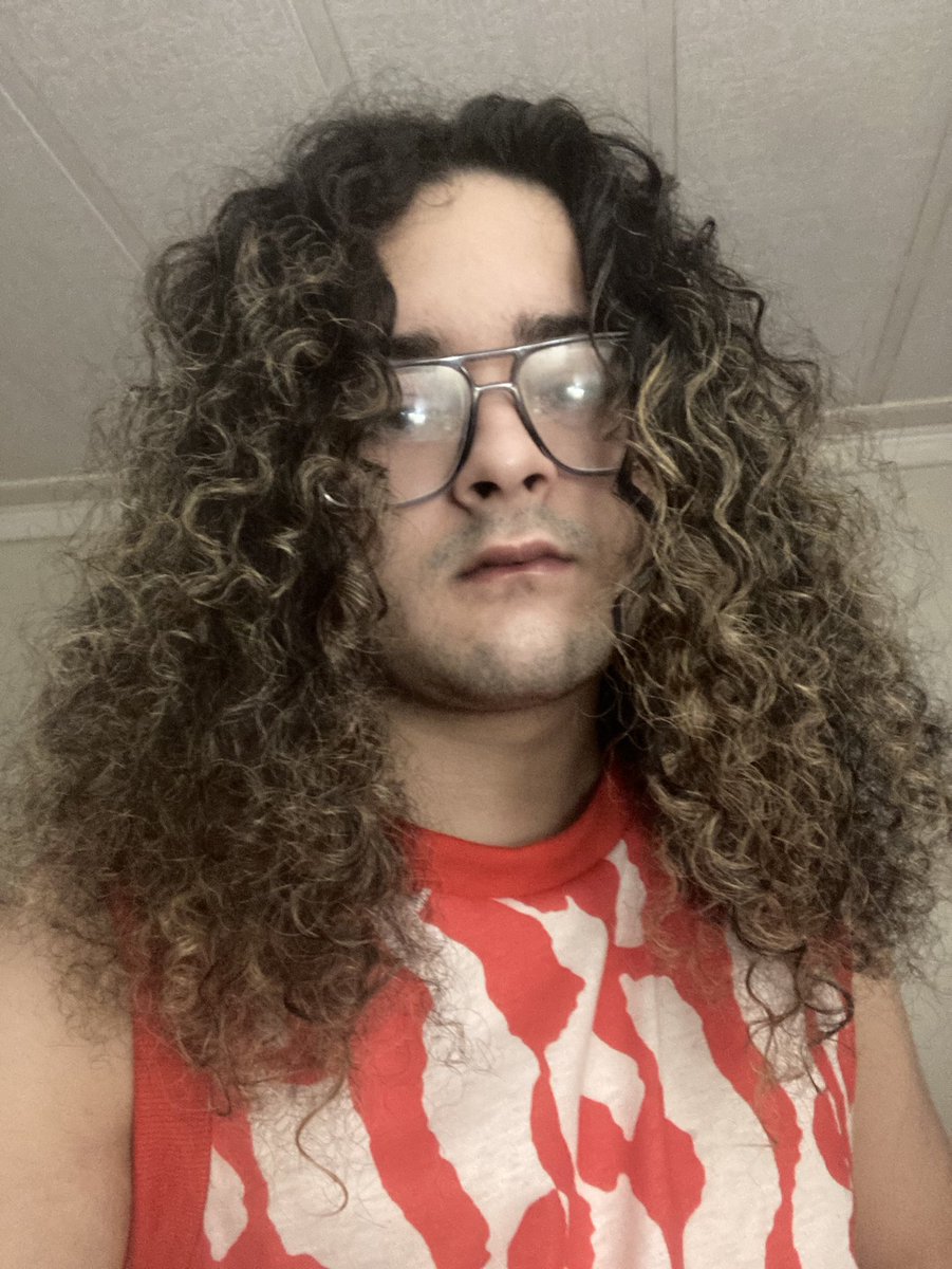 DOSMILDOSganga's tweet image. #curlz