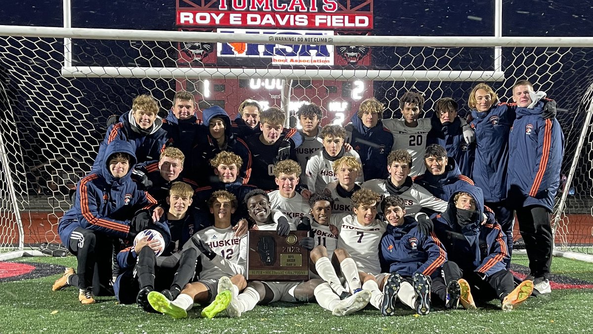 Naperville Community Television (NCTV17) (@nctv17) on Twitter photo B Soccer: Naperville North comes out strong in the second half taking down Collinsville by a score of 2-1 advancing to the State Semifinals!
Huskie goals scored by Jaxon Stokes and Andrew Hebron.
<a href="/NNHuskiesoccer/">NNHuskieSoccer</a> @NNathletics B Soccer: Naperville North comes out strong in the second half taking down Collinsville by a score of 2-1 advancing to the State Semifinals!
Huskie goals scored by Jaxon Stokes and Andrew Hebron.
<a href="/NNHuskiesoccer/">NNHuskieSoccer</a> @NNathletics