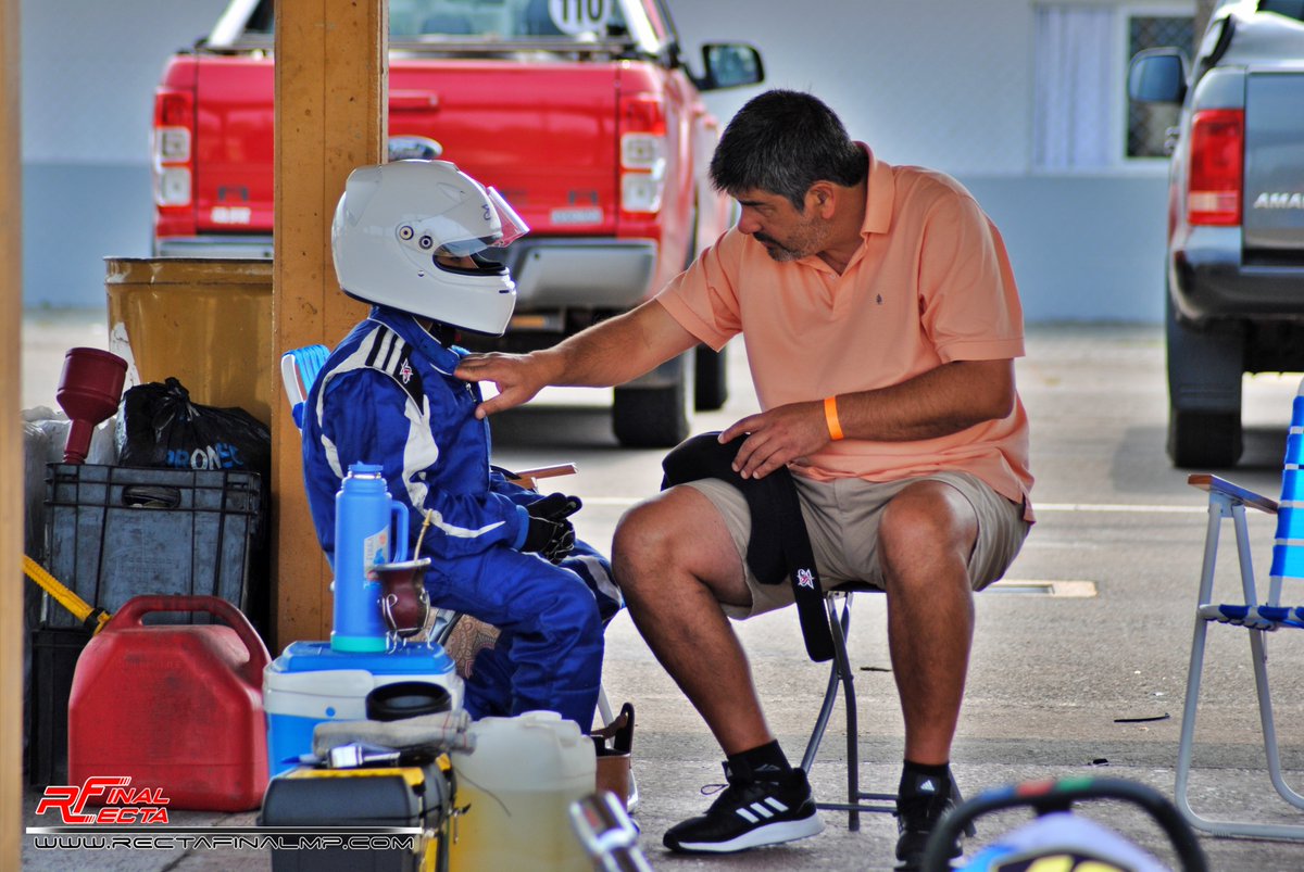 RectaFinalRadio's tweet photo. ✔️Mateo Acuña piloto del Karting de Concordia categoría Escuela 🏁📸 PH: @maritopastorini 🏁 https://t.co/FCNetN3qZB