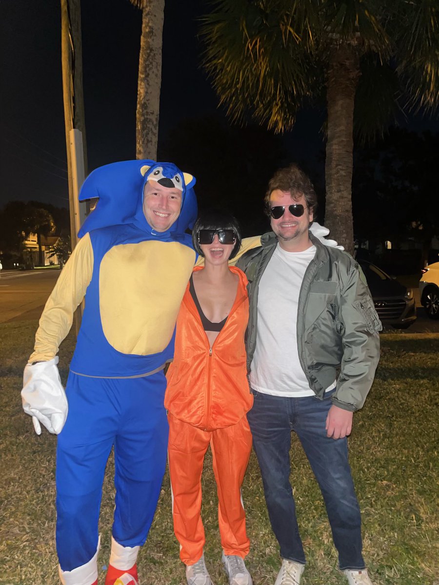 munkeymo's tweet image. Was feeling fast as fuck this weekend
Happy Halloween 🎃