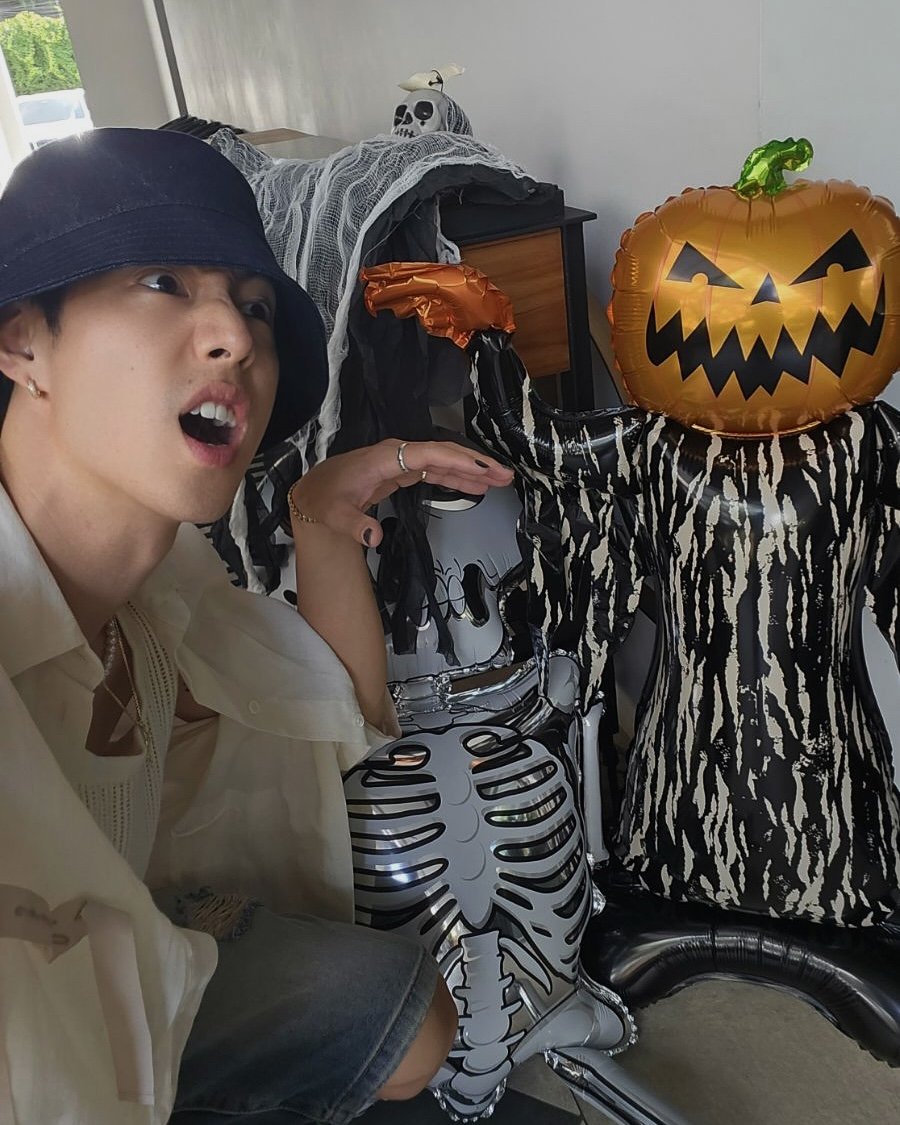 Mark Tuan tweet media