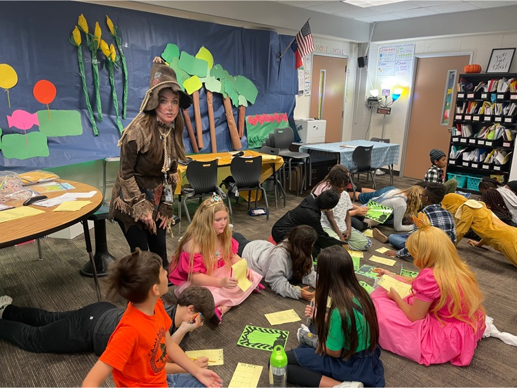 HumbleISD_PFE's tweet image. There&apos;s no place like home, there is no place like PFE where students get immersive experiences like coming to Oz!  #PFEisHappy #personalizedlearning