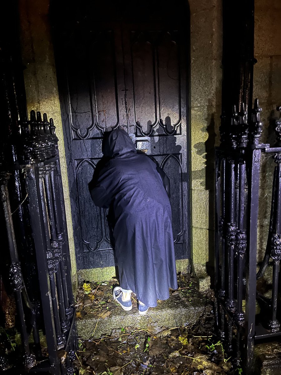 smythl1916's tweet photo. If you’re in #Wexico for the ⁦@wexfordopera⁩,do try out the #Wexwalks ⁦@WexWalks⁩ tour.
Really brilliant fun and some real #History Just completed the scary night tour #Excellent https://t.co/QqGSSon9Jm