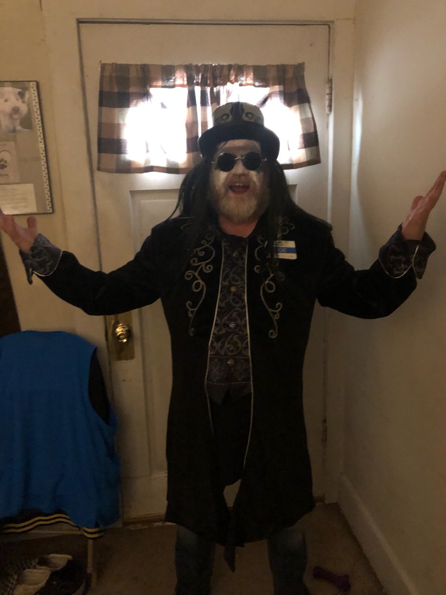Happy Halloween to all!!