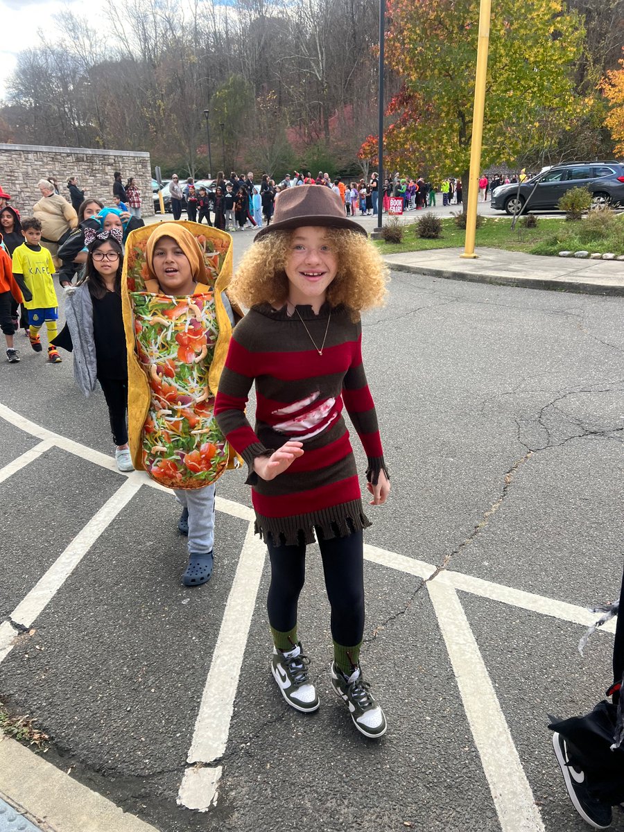 Halloween Parade #AISPride 🎃
