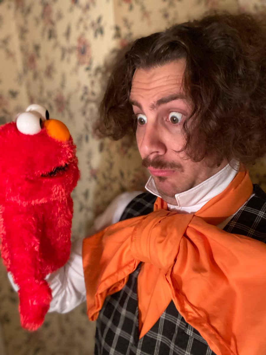 Nick_Senny's tweet photo. Get friggin’ noodled, kid. #halloween #sesamestreet https://t.co/13VbToYcwY