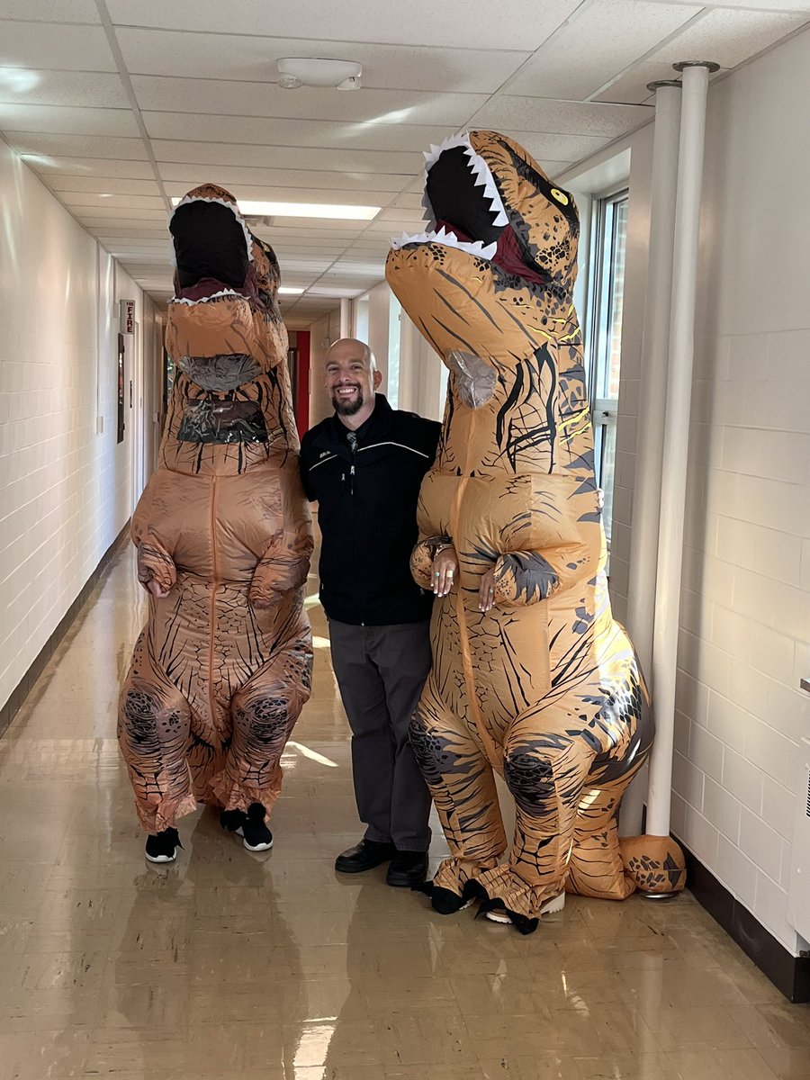 grahamcochran's tweet image. Just another day in @CFAES_OSU…Walked out the office door and noticed two Tyrannosaurus rex walking down the hall #Halloween2023 #Halloween #Goodfun