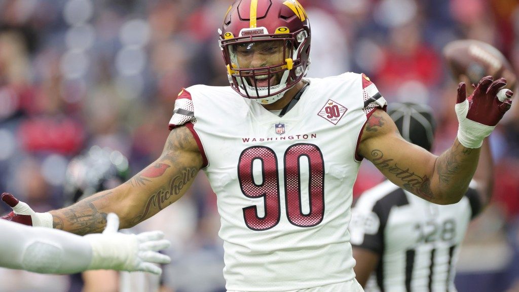 Montez Sweat Parents: Does NFL Star Have Siblings? Montez Sweat Parents: Does NFL Star Have Siblings?