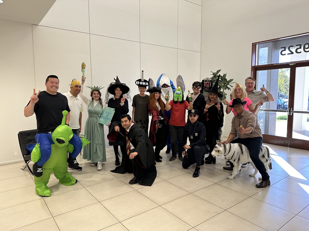 Have a happy and safe Halloween from all of us at NanoCellect! We hope this year’s trick-or-treat cell-ections are sweet! 🎃🍬

#HappyHalloween