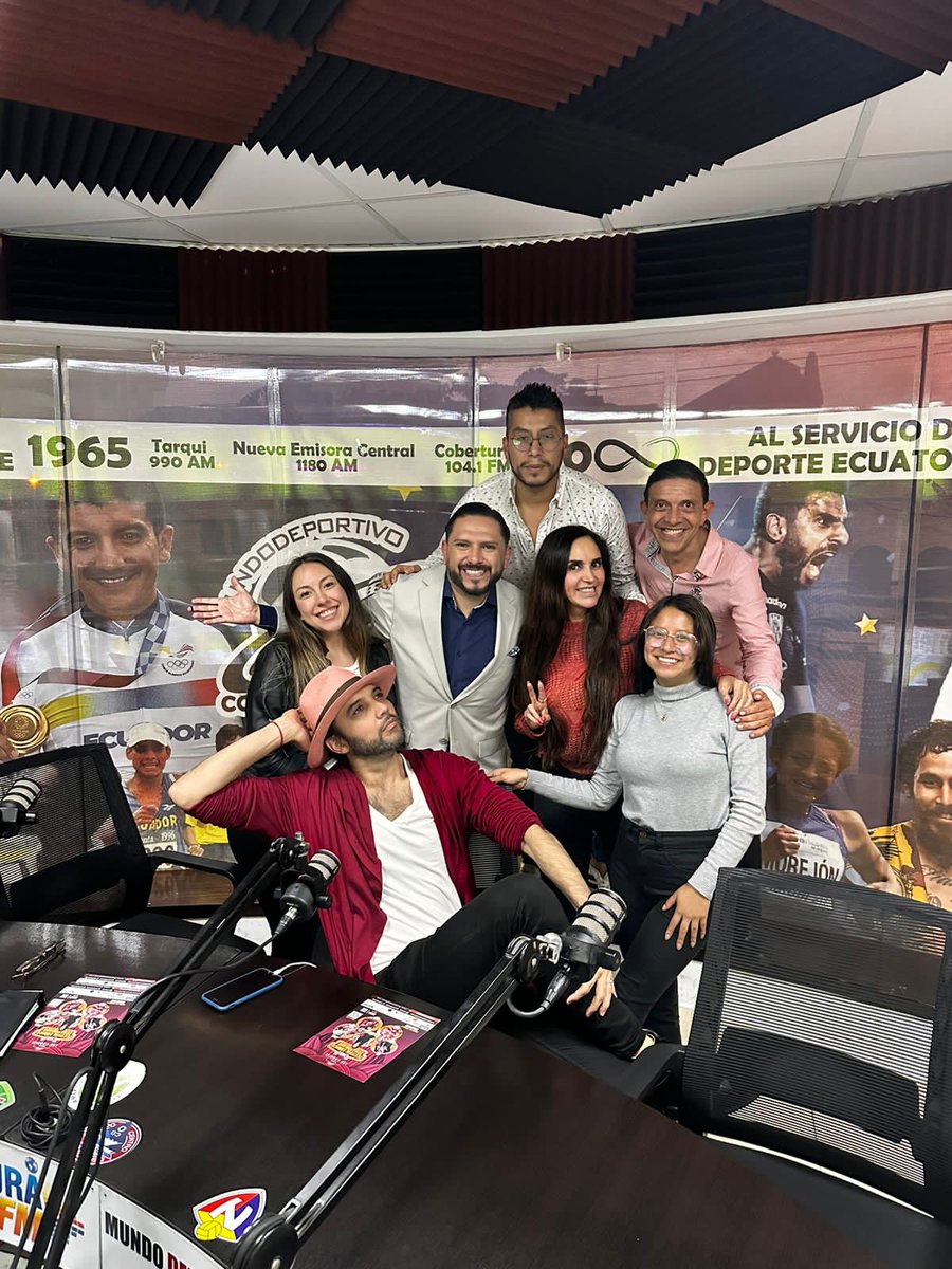 Hoy estuvimos con <a href="/anambalarezo/">Ana Maria Balarezo Navarro</a> y <a href="/eljackoficial/">El Jack</a> en la programación de Mundo Deportivo PM. 🤩🤩

¡Te invitan al Festival Cómico Ecuatoriano! 5 artistas en escena, 5 historias, 5 Stand Up Comedy en una noche para no parar de reír. 

➡️ Adquiere tus entradas 🎟️ en