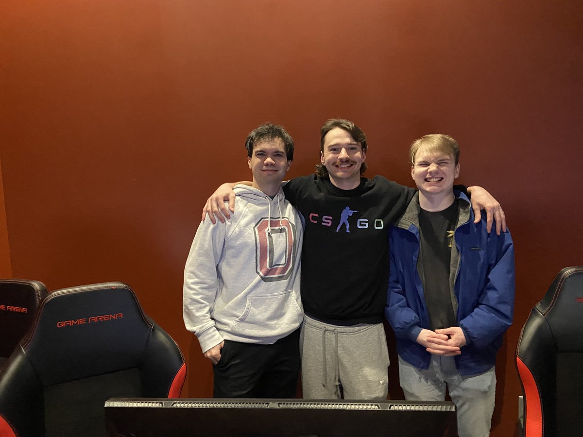 Getting ready to go to another LAN that may or may not have a single team signed up for <a href="/nerdstreet/">Nerd Street</a> 
Last time out with some insane shooters <a href="/GameArenaCBUS/">Game Arena</a>