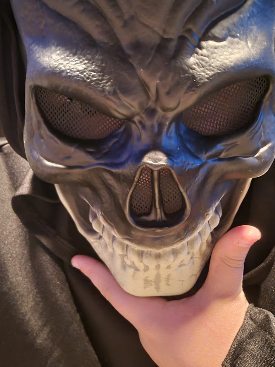 TangoVIDS's tweet photo. Happy Halloween, everyone!!! https://t.co/hy5Orx7Fjv