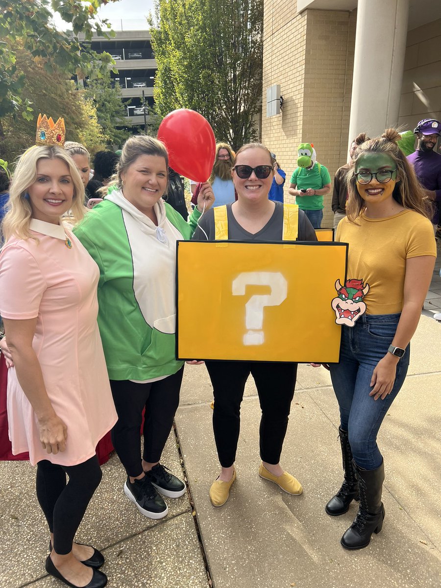 Halloween at <a href="/AMAROKSecurity/">AMAROK</a>! SOE team sporting Mario today! ⚡️🐺⚡️#Family #Fun