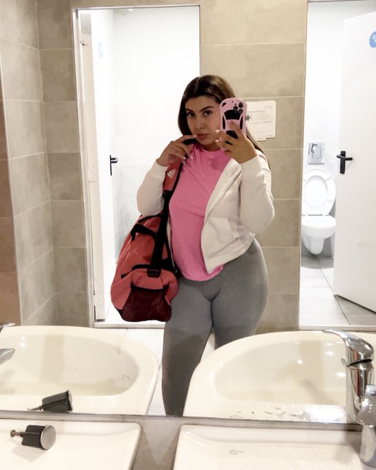 Before or After Gym Love Time? 💦💦 https://t.co/DT4QbwZqBK