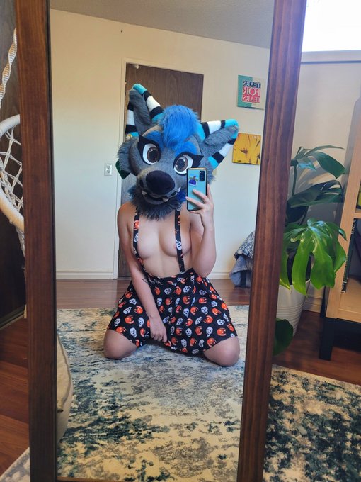 Do I get a trick, or a treat? 🎃😜 #murrsuiter #yiff #furrynsfw #nsfwtwt #sexyhalloween #furryporn https://t<a href="/tag/murrsuiter"class="tags">#murrsuiter</a><a href="/tag/yiff"class="tags">#yiff</a><a href="/tag/sexyhalloween"class="tags"><span>#sexyhalloween</span></a><a href="/tag/furrynsfw"class="tags"><span>#furrynsfw</span></a><a href="/tag/furryporn"class="tags"><span>#furryporn</span></a><a href="/tag/nsfwtwt"class="tags"><span>#nsfwtwt</span></a>