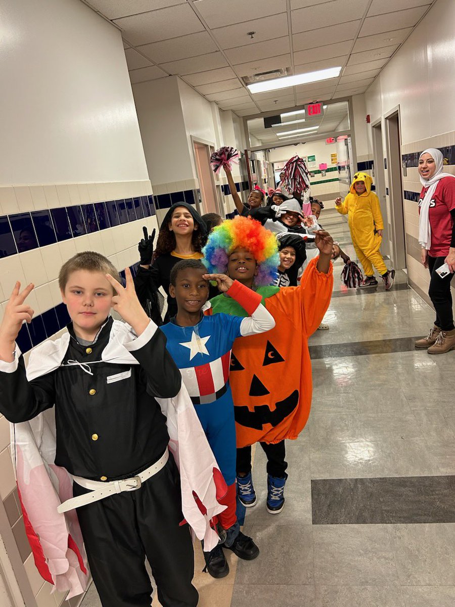 Dr. Weeks 4th Graders tweet media