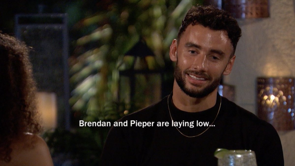 ChicksInTheOff's tweet photo. Hat tip to the producers for this one #BachelorInParadise https://t.co/ooBzbhV1yE