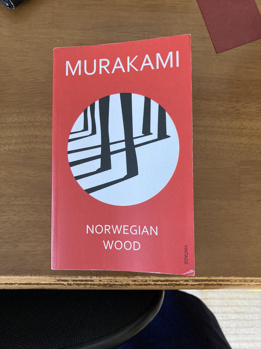 Yuu まだ読み終わってない本があるけど買ってきた 村上春樹 ノルウェーの森 の英語版
