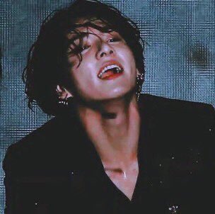 hakanaijinn's tweet photo. kook                          JUNGKOOK https://t.co/G7RbzZ5B28