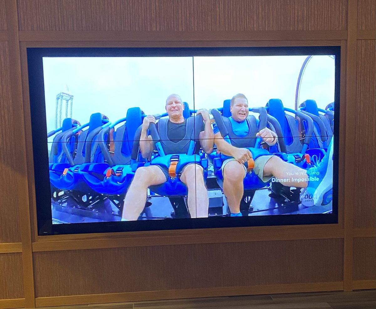 NimbleJack4's tweet photo. @chefgoodguy !! @RobertIrvine  #DinnerImpossible https://t.co/qfEZu04mBj