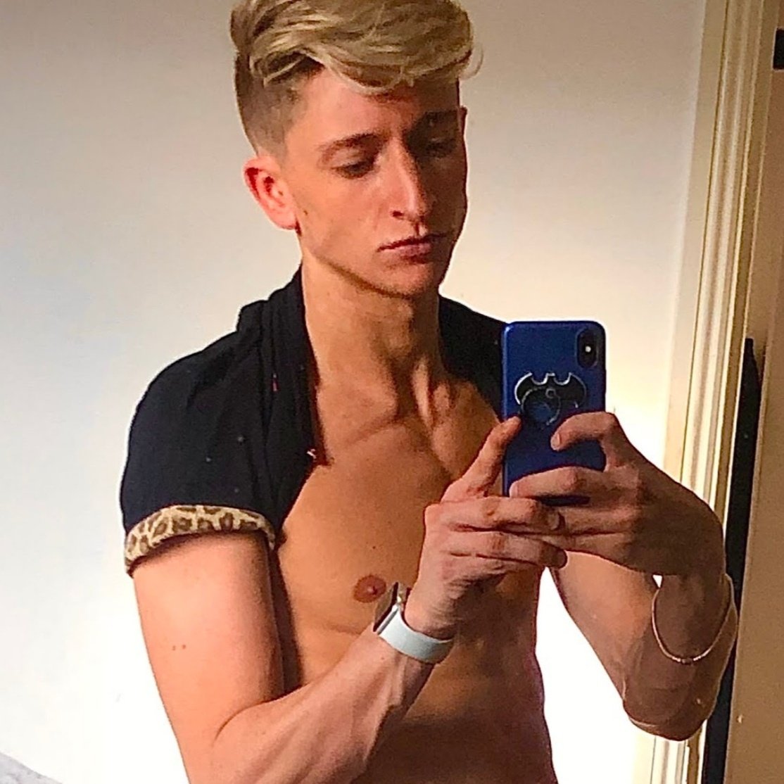 SkyXStarling's tweet photo. Sky is alive and well! I'm back and brave as ever! Sorry for leaving you guys for so long. 

Brand new content coming to onlyfans, watch out for the trailers 👀😈🗨🍆😏

#skyisalive #bigger #better #stronger #bornready #optimistic #gay #hunglad https://t.co/IsOeWJb3aK