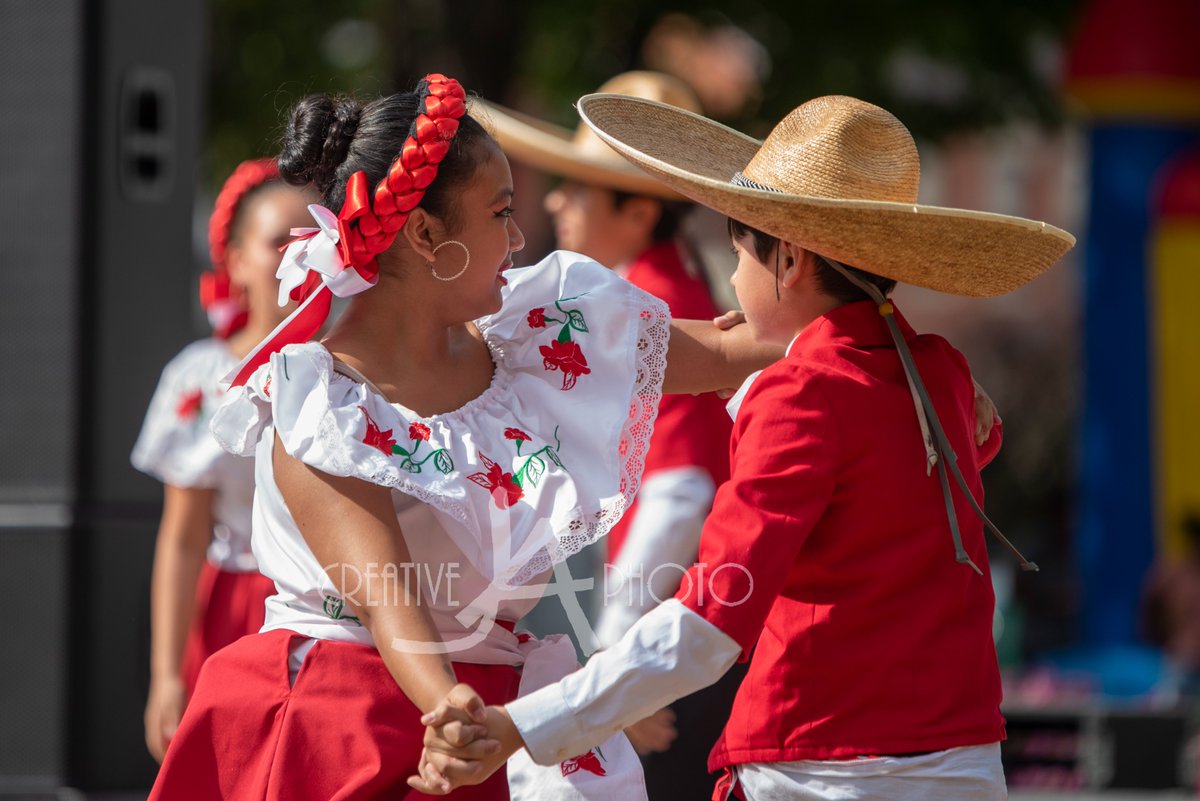 JACreativePhoto's tweet photo. A couple shots of @QCBF84 at the Dubuque Latinx Fiesta! THANK YOU for coming, you are AMAZING! https://t.co/u8ljDWRNdj