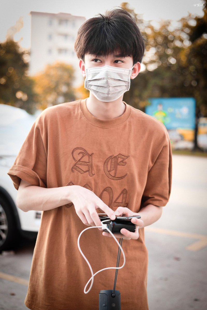 forjunyu's tweet photo. 211006 | off to work

cr. 西蒙说·陈俊宇

#ChenJunyu #陈俊宇 https://t.co/7lUFc1SVla