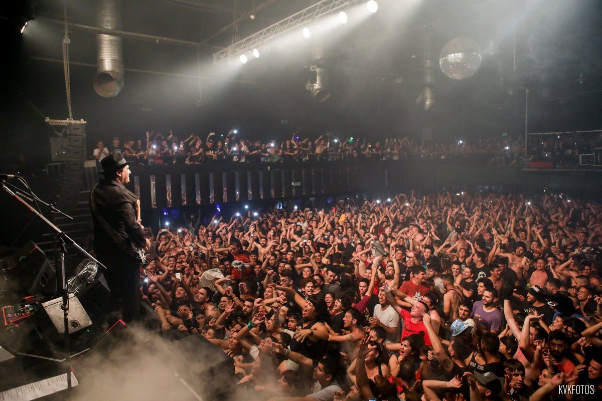 Estamos felices de anunciar que volvemos a trabajar con el máximo de nuestro aforo 🕺🏽
👉🏽 Esto no quita que debamos cumplir con las medidas preventivas:

😷 Uso obligatorio del barbijo dentro del Centro Cultural
🌡️ Temperatura en la entrada 
📝 DDJJ o App Cuidar

¡Te esperamos!