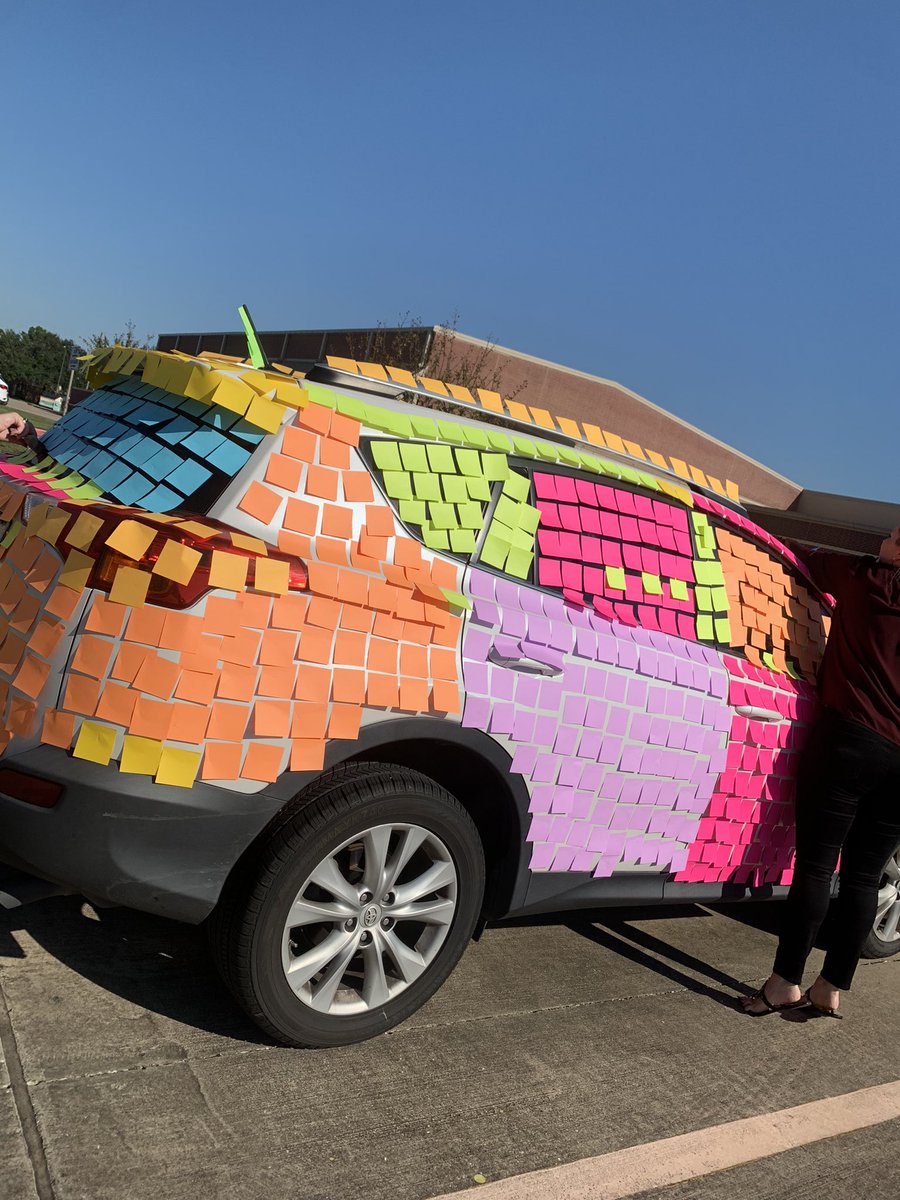 mrspratt2nd's tweet photo. When a sweet teammate leaves to get married. You must send her off in a big way. I love you @lucyaboe. We all love you big. Huge. #creechpride #onlyonelucy https://t.co/yCOHKtW0Sd