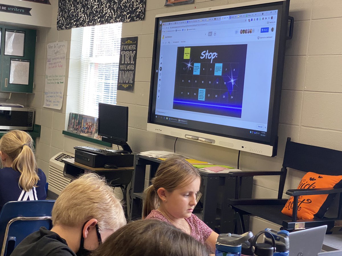 KristaMBender's tweet image. Using Google Jamboard to reflect on our first nine weeks goals. What should we start doing, stop doing, and continue doing? 🤔 @OMIS_Eagles @Shelbyedk12alus @ShelbyEdTech 

#goals #goalsetting #goalreflection