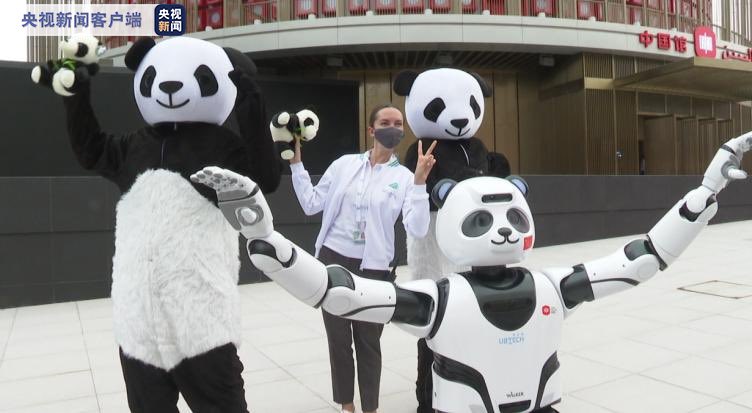 EmbChinaMex's tweet photo. 🐼Si eres fanático de los pandas, no te pierdas la Exposición Panda 🐼 inaugurada el lunes en el Pabellón de China de #Expo2020Dubai. ❤️
🤖️Los robots panda saludan a los visitantes y envían regalos en medio de la exposición. 😍🔗https://t.co/J4OYBIM0E6 https://t.co/6CRpYuv20D