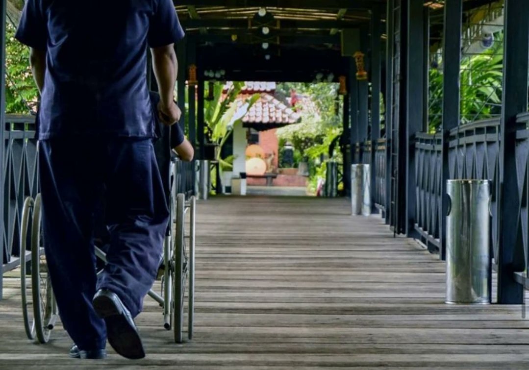 Pulau Dua Resto tweet media