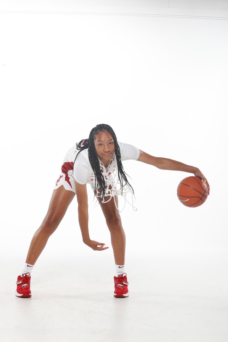 DariannaBuggs22's tweet photo. Had a Great Official Vist this past weekend at Alabama!!❤️🐘#notcomitted @CoachCurry https://t.co/uJ6y4OkfoI