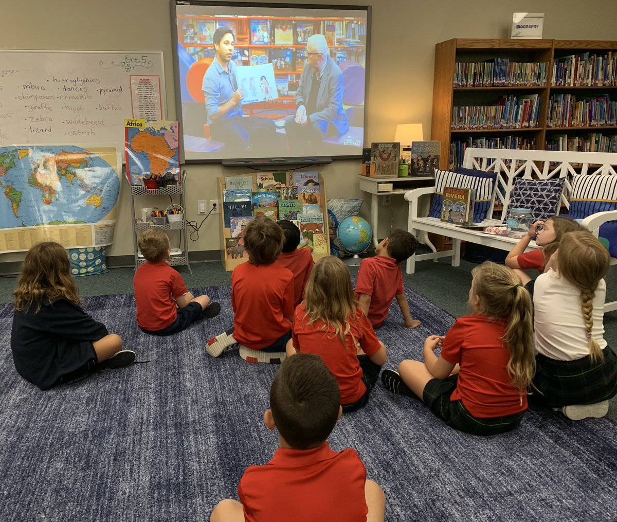Getting to know GRA authors <a href="/DaveAlexRoberts/">David A. Robertson</a> #GRABarren The Barren Grounds with 6th Gr and <a href="/duncantonatiuh/">Duncan Tonatiuh</a> #GRADuncan Dear Primo and Danza (&amp; many more!) with Lower School. ❤️ learning cultures &amp; history 📚 Vancouver Writers Fest &amp; KidLitTV