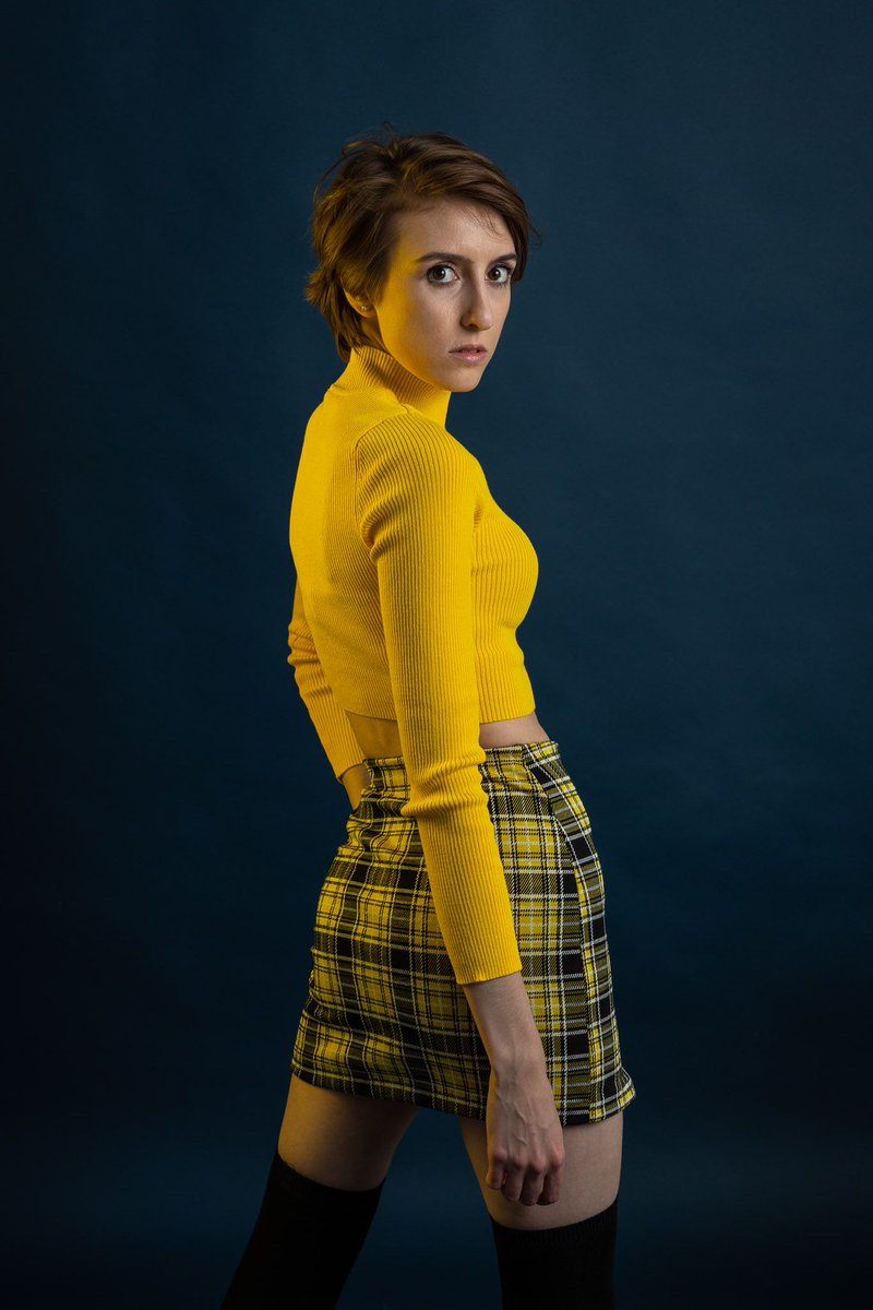 inesoliver96's tweet photo. Had a wonderful shoot with the talented Julian Burr a couple weeks ago! This photo is one of my favourites!
Clothes: @hm 
#model #90s #brunette #photoshoot #fashion https://t.co/OgQwIa4Qmb