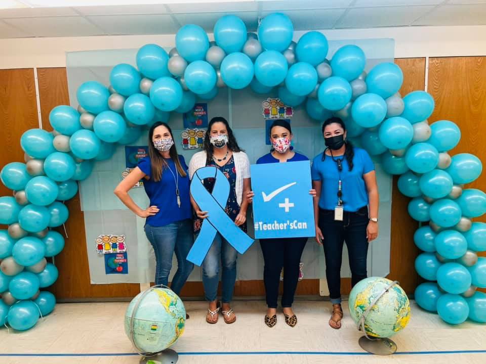 ¡Feliz Día Mundial de los Docentes! We have the best teachers in the 🌍. Thank you for all you do day in and day out! #WorldTeachersDay #lamareagles