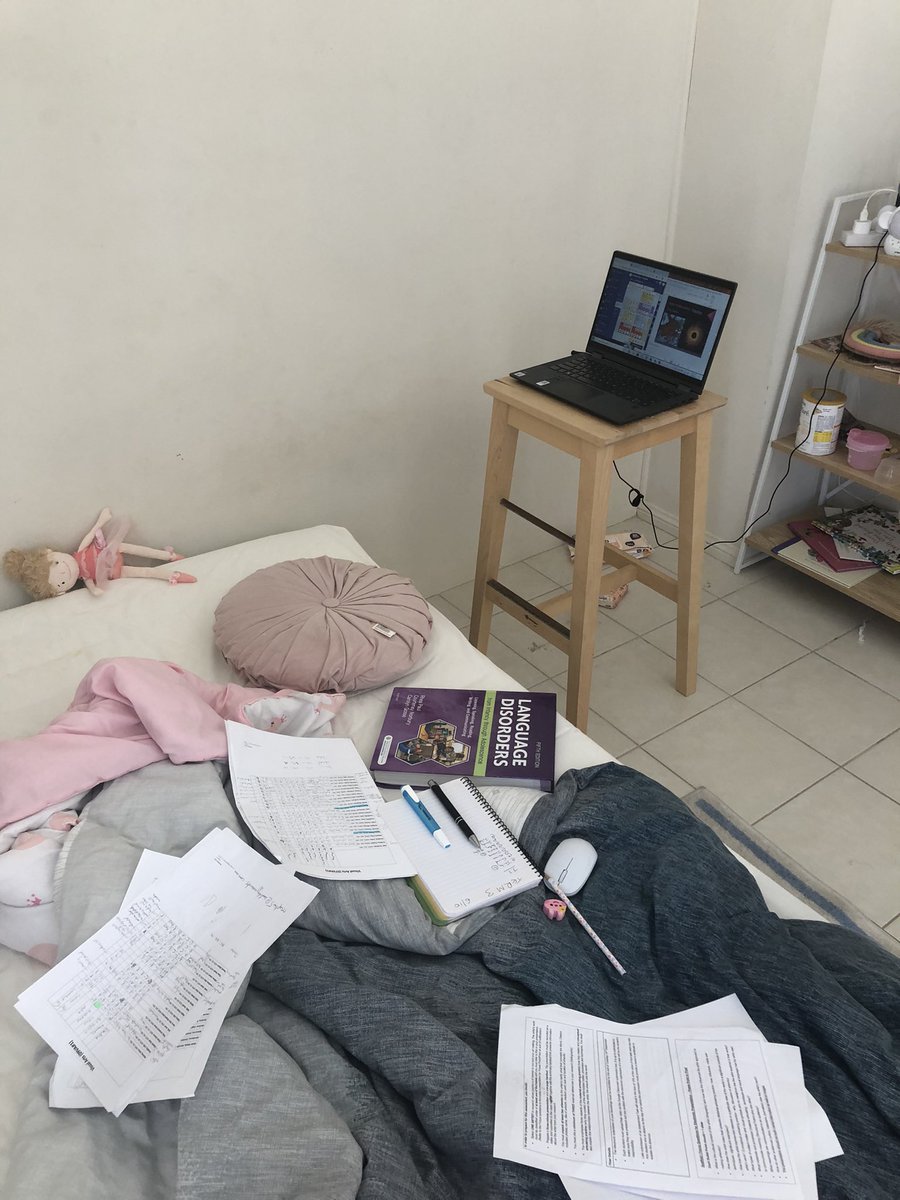 at_ruj's tweet image. Day 98 #sydneylockdown and day 51 #remotelearning

Full house means I had to improvise or pivot my #remoteworkspace. Stay strong #NSW we are almost out of it l💡#COVID19 #covidnsw #TeachersDay