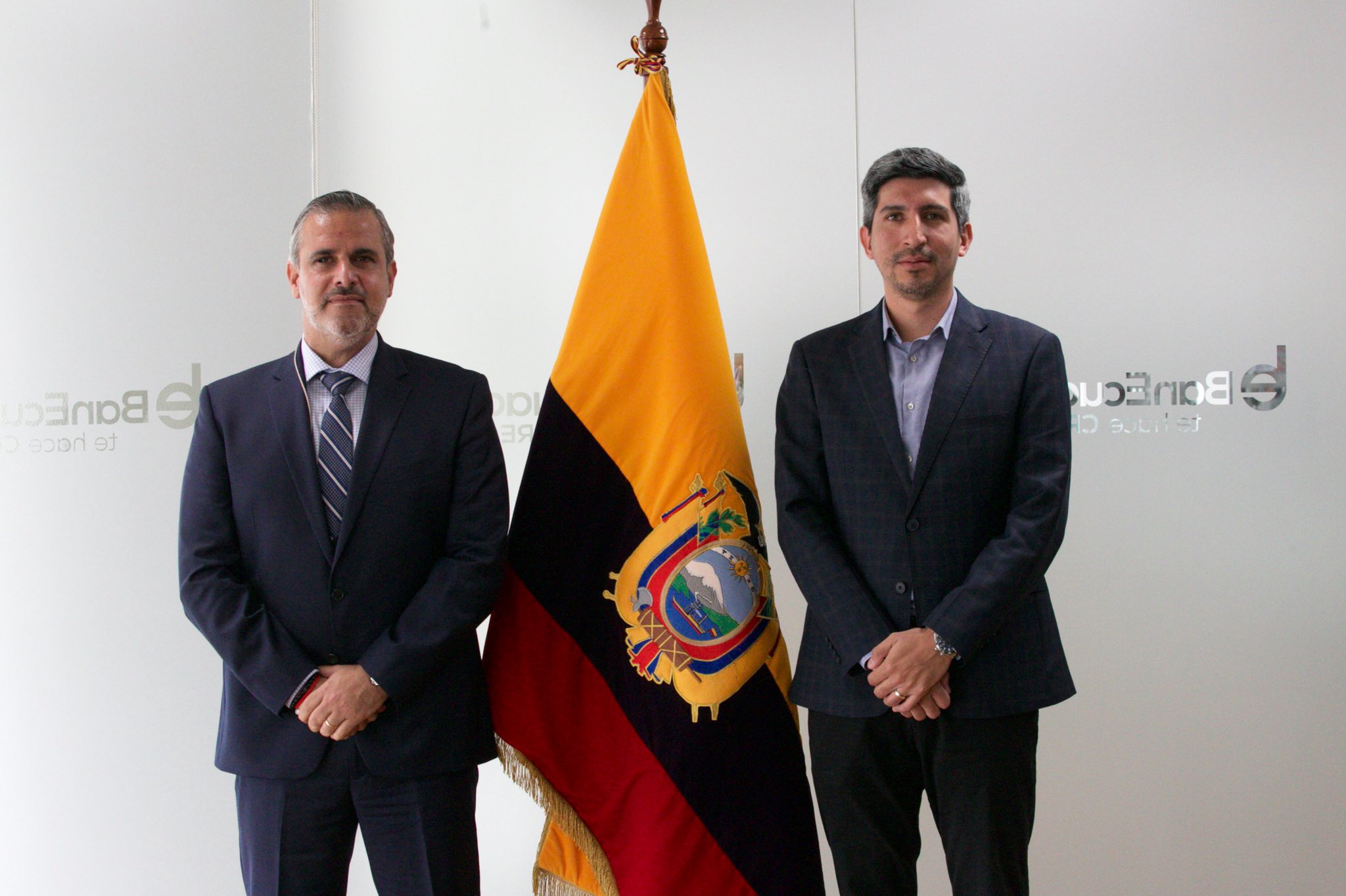 BanEcuador on Twitter: "?Quito | Mauricio Salem @mauriciosalemec se posesiona como Gerente General de BanEcuador. Continuamos trabajando de manera responsable y comprometida con la creación de oportunidades para todos los ecuatorianos. ?? #
