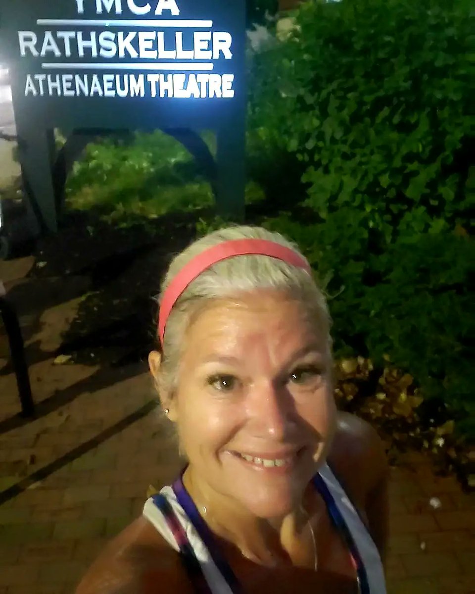 KittiDrake's tweet photo. @BibRave Kitti from Indianapolis, IN. My dream race is New York City Marathon. #bibchat https://t.co/XkNLygMr83