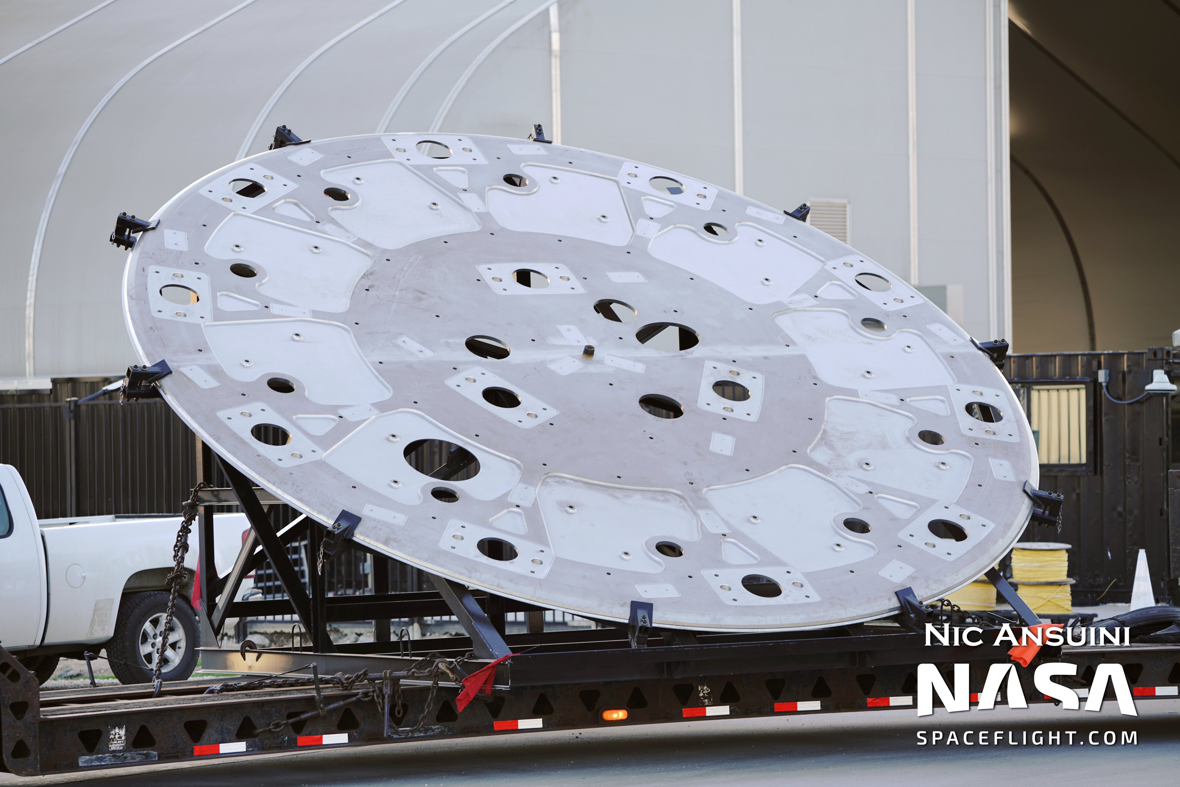 FA-c6BKVcAUMyjv?format=jpg&name=4096x409