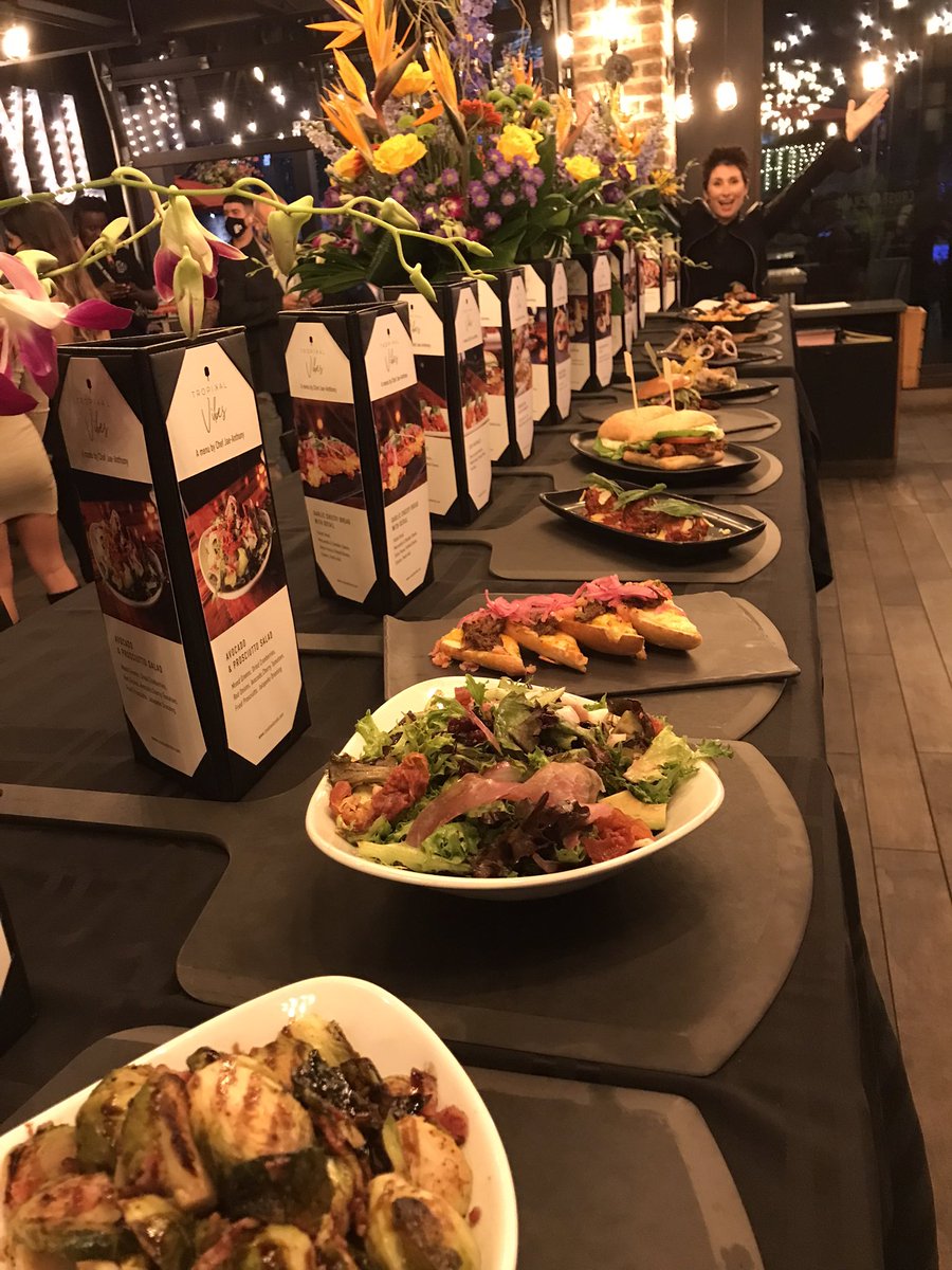 Chef Jae-Anthony! 🙏🏻
Brilliant new Tropikal Vibes menu <a href="/crustandcrate/">Crust & Crate</a> 😋 
These yummy new dishes officially launch October 6 at all three Crust &amp; Crate locations.
Good thing I wore my eating pants!!! 
@chef_jaeanthony
#crustandcrate #tropikalvibes #chefjaeanthony #Ottawa